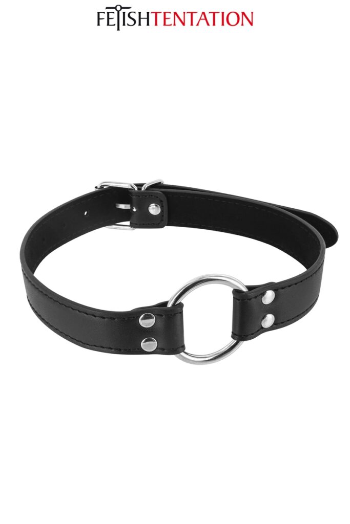 Bâillon unisexe avec tour de cou en faux cuir et anneau métal écarteur de bouche (diamètre 4,8 cm) pour obliger votre partenaire à conserver la bouche ouverte.