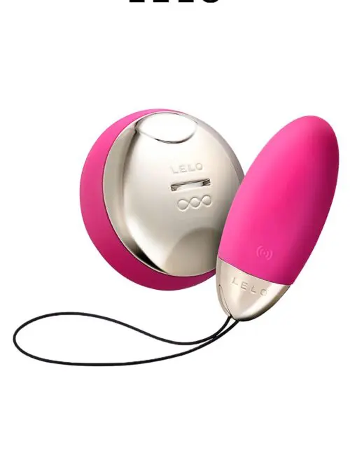 La marque Lelo propose le l’œuf vibrant télécommandé Lyla 2 (couleur cerise), un luxueux sextoy rechargeable permettant de se faire plaisir en solo ou en couple, chez soi ou non en toute discrétion.