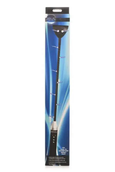 Cravache à Électro-Stimulation - Zeus Electrosex 5 La marque Zeus Electrosex propose une solide cravache E-stim, rechargeable, idéale pour les amateurs comme pour les novices en électro-stimulation.
