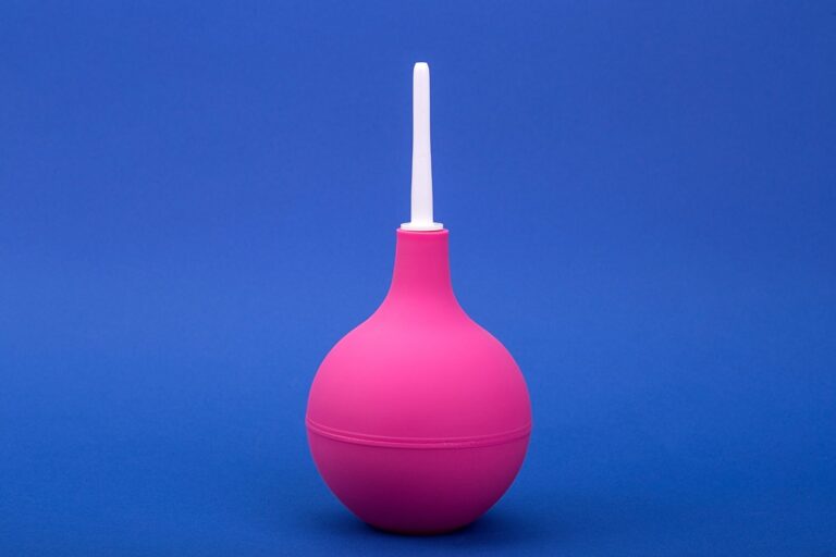 Lavement rectal : Tout ce qu’il faut savoir pour une hygiène intime sereine