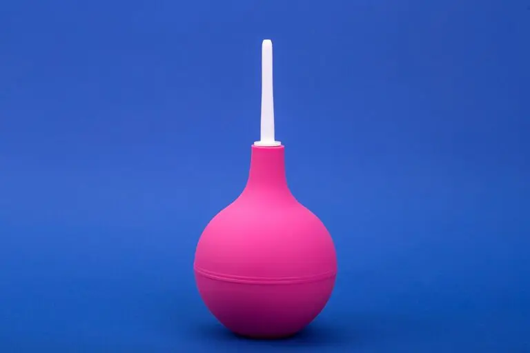 Lavement rectal : Tout ce qu’il faut savoir pour une hygiène intime sereine