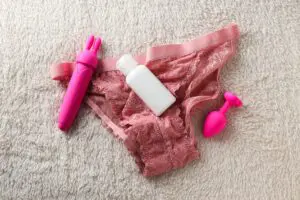 Découvrez pourquoi certains produits courants sont dangereux à utiliser comme lubrifiant et explorez les meilleures alternatives sur Liberté Sensuelle pour des rapports intimes sûrs et agréables.
